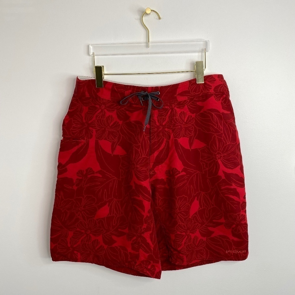 Patagonia Board Shorts Mens 35 Floral Swimming Water Summer Surfing Red Nylon